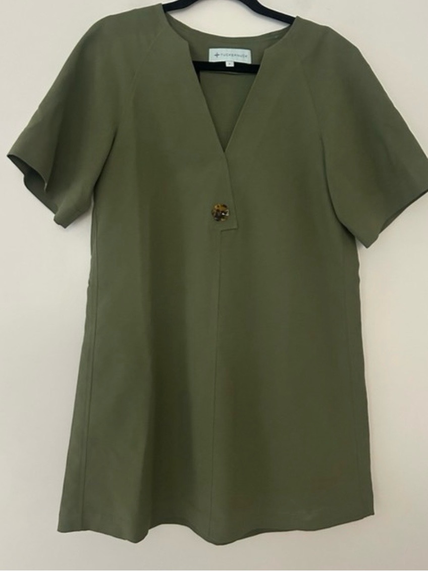 Tuckernuck Olive Green V-Neck Tortoiseshell Button Mini Dress 3x Xxxl